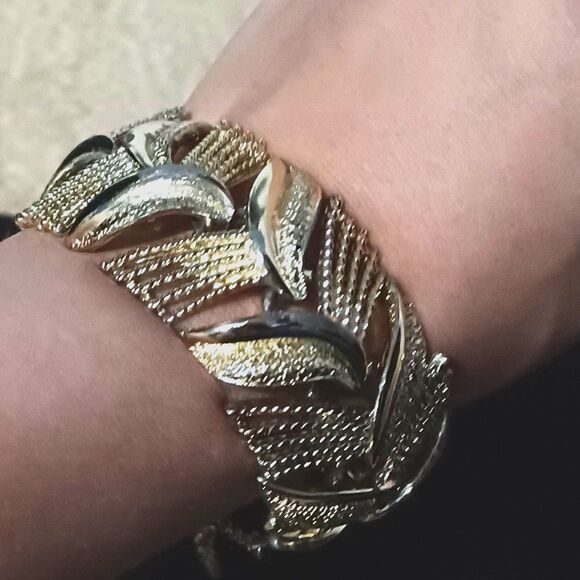 Vintage 1950s CORO PEGASUS Silver-Plated Wheat & Leaf Bracelet, EUC - Picture 4 of 4